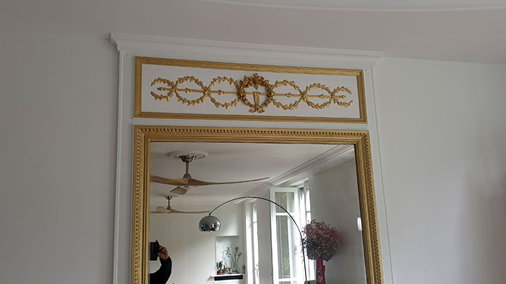 décoration moulures en feuilles d'or