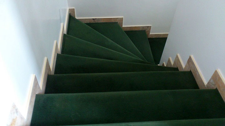 moquette marches d'escalier