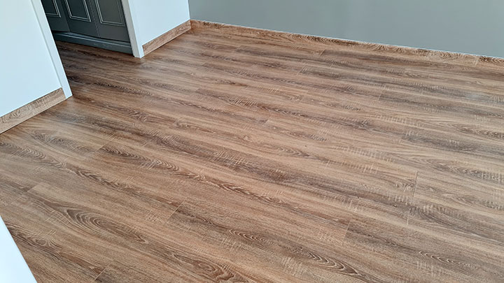 sol en lames PVC clipsables imitation parquet
